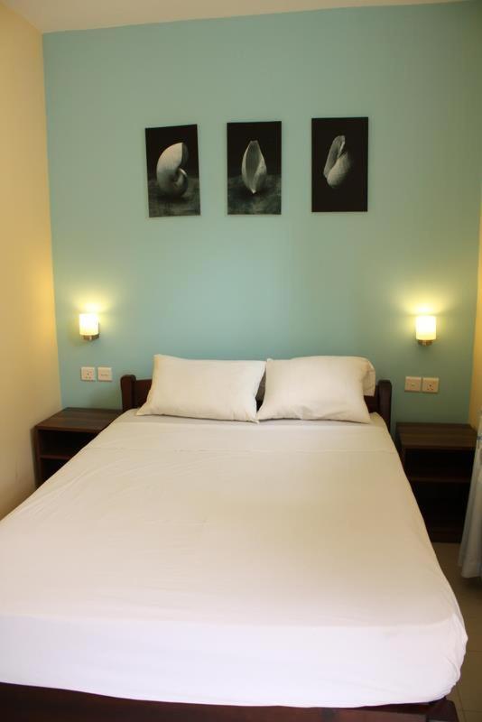 Le Cactus Guesthouse Terre Rouge  エクステリア 写真